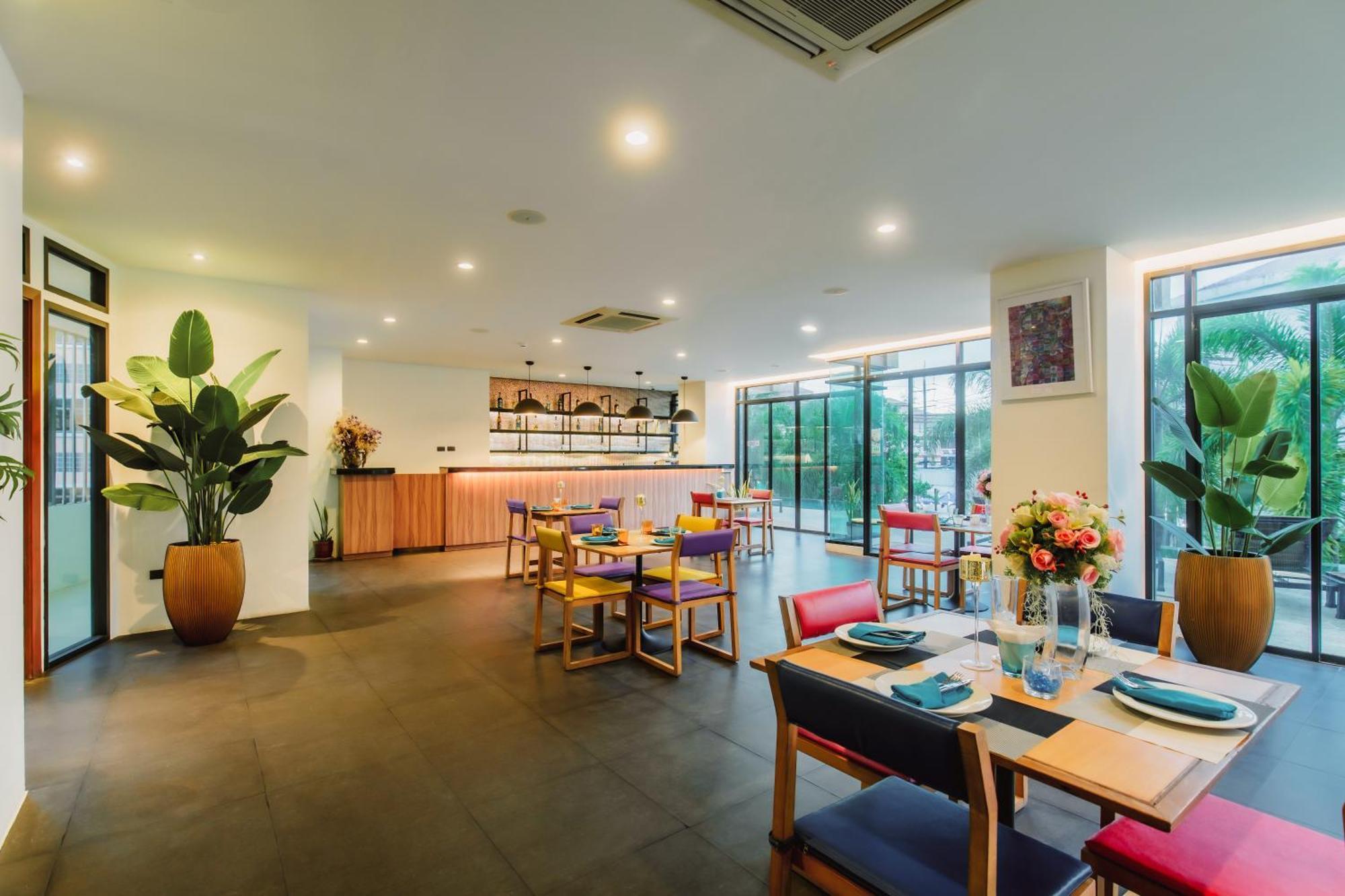 The Lunar Patong Exterior foto