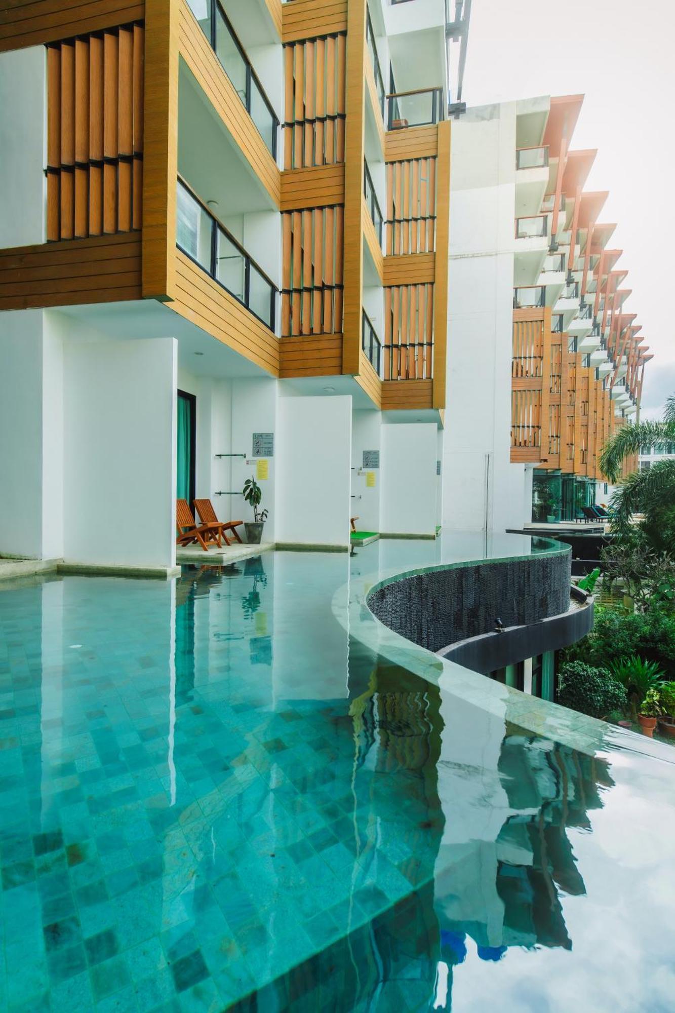 The Lunar Patong Exterior foto