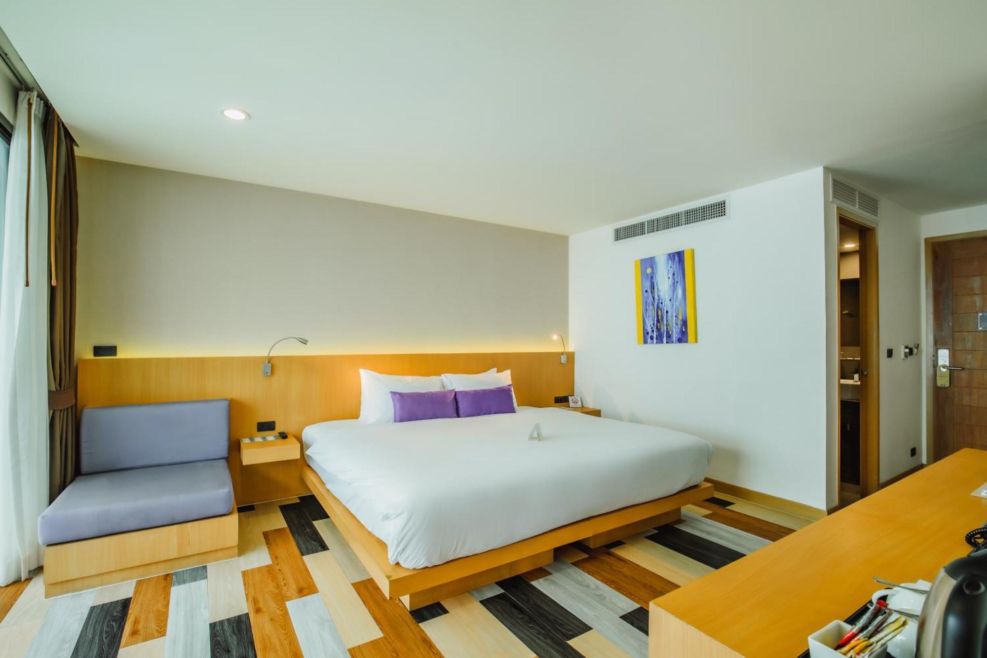 The Lunar Patong Exterior foto